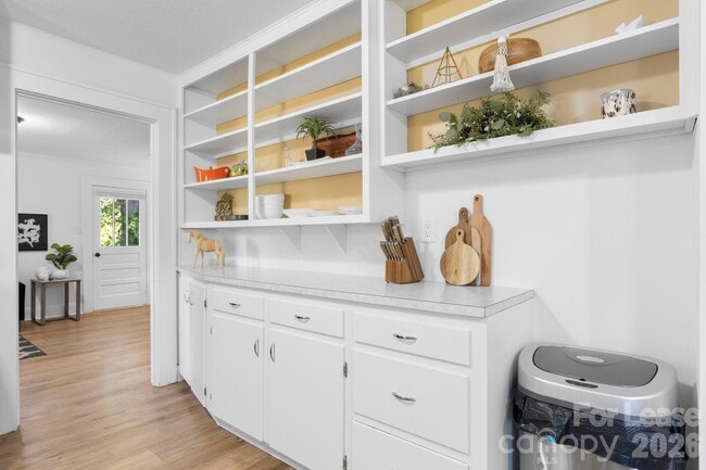 Building Photo - 116 Barnes Ln