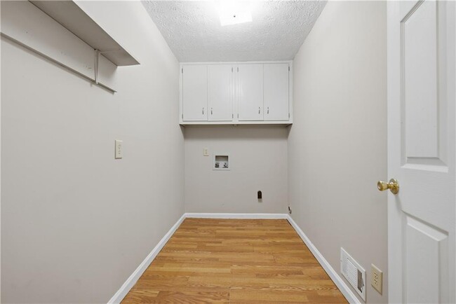 Building Photo - 5825 Loire Dr