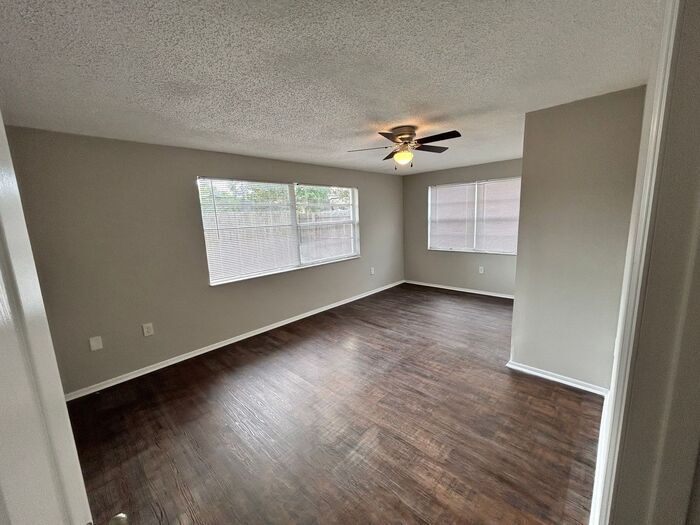 Building Photo - 7316 Nova Scotia Dr