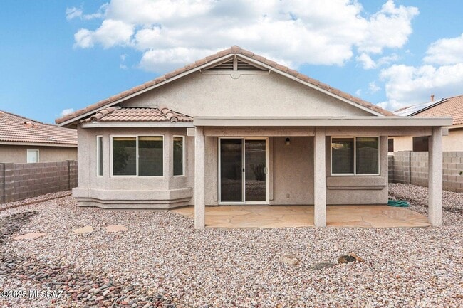 Building Photo - 13212 N Classic Overlook Ct
