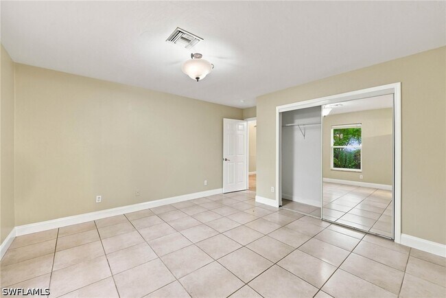Building Photo - 4438 Pine Lake Rd