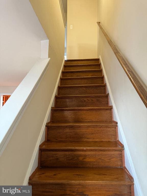 Building Photo - 3765 Mark Dr