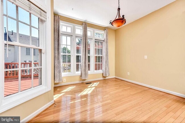 Building Photo - 14422 Fowlers Mill Dr