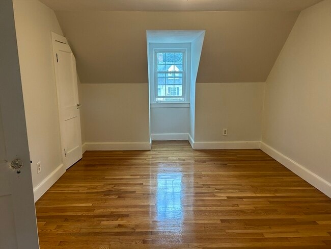 Building Photo - 7 Ponkapoag Way