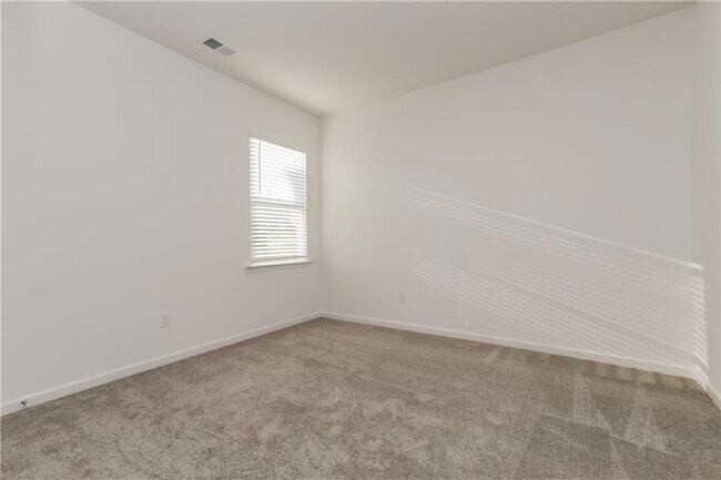 Building Photo - 308 Trulove Ln