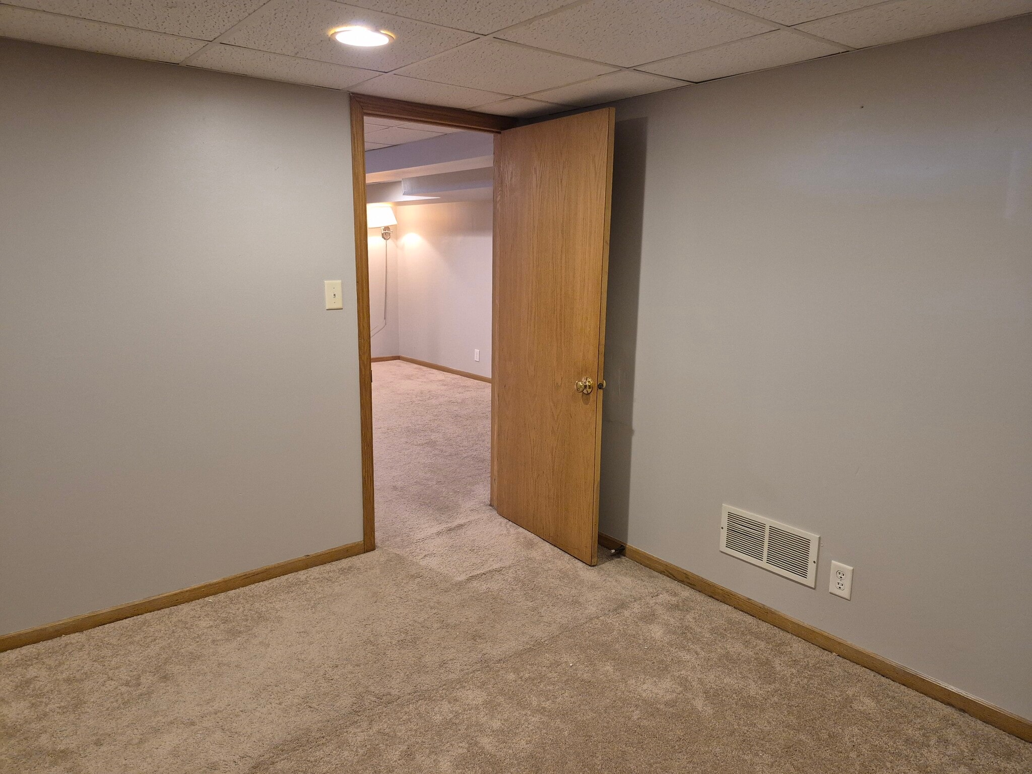 Entrance to Bedroom 3 - 15'x12' - 2219 W 61st St