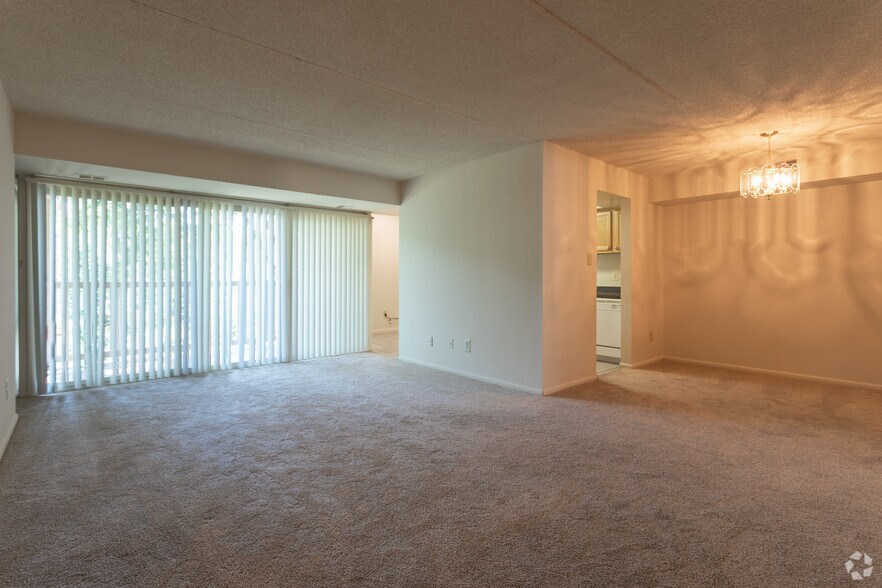 Crestleigh Apartments 9556 Muirkirk Rd Laurel MD 20708 Apartment Finder