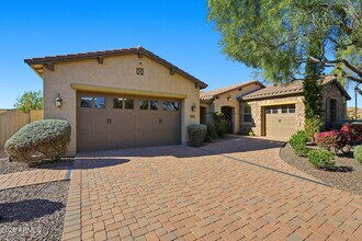 Building Photo - 4908 S Figueroa Ln