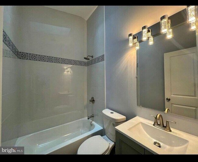 Building Photo - 43 Wellspring Cir