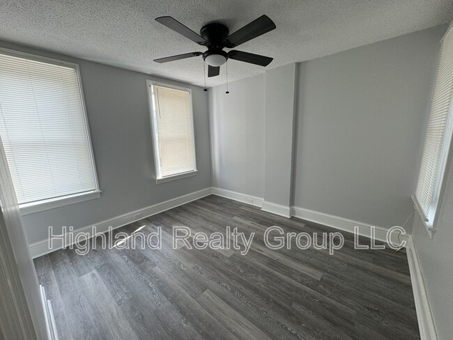 Building Photo - 911 Blunston St