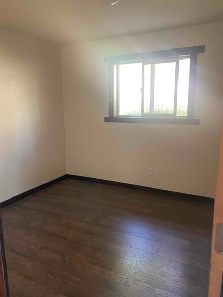 Building Photo - 38 Picnic Gulch Rd