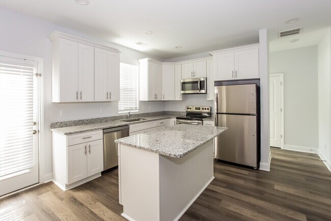 Building Photo - 519 Granby Cir