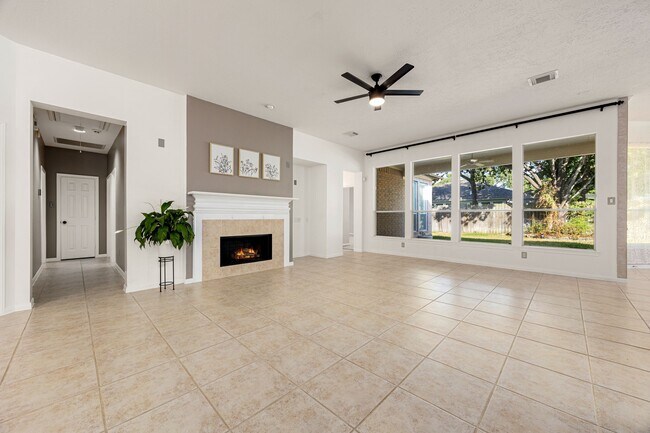 Building Photo - 16722 Coyotillo Ln