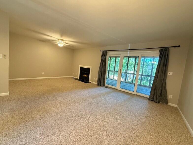 Building Photo - 3426 Londonderry Ct