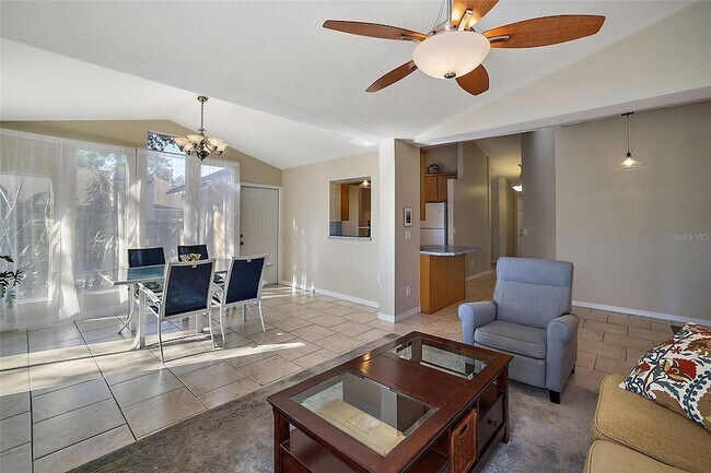 Building Photo - 1020 High Ridge Ct