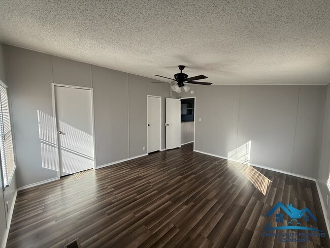 Building Photo - 10302 Glass Ct Rd