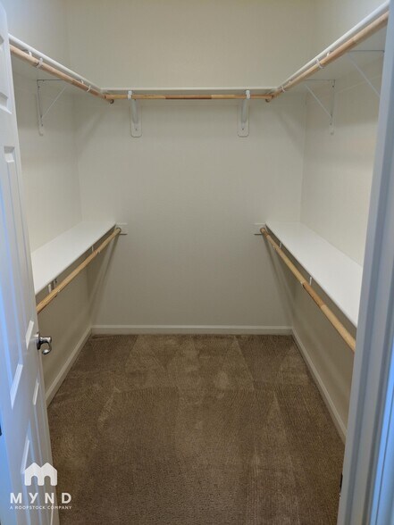 Building Photo - 11098 Colton Dr