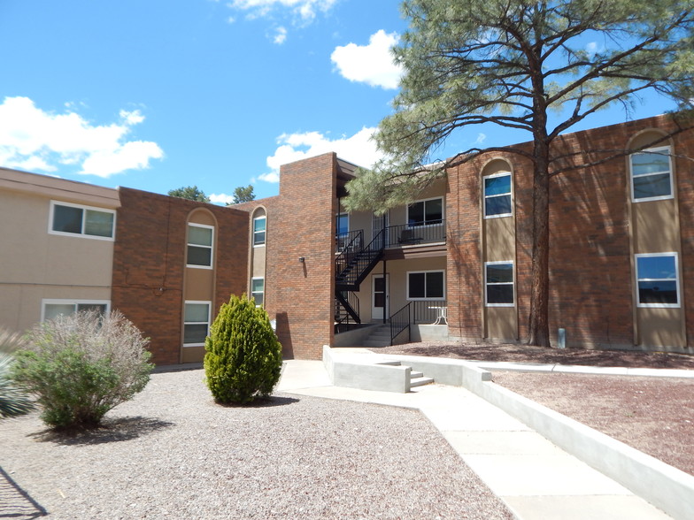 Apartments Near ABQ Uptown Albuquerque, NM - Casa Placida