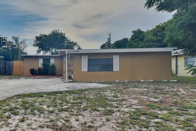Building Photo - 1506 Arden Ave