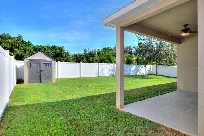 Building Photo - 1900 Wind Meadows Dr