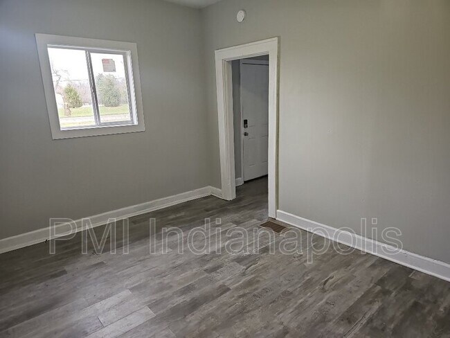 Building Photo - 1540 N Grant Ave