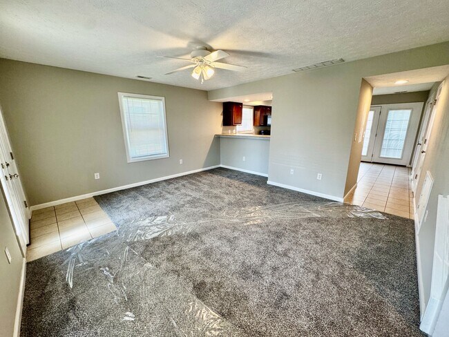 Building Photo - 2597 S Delila Star Dr
