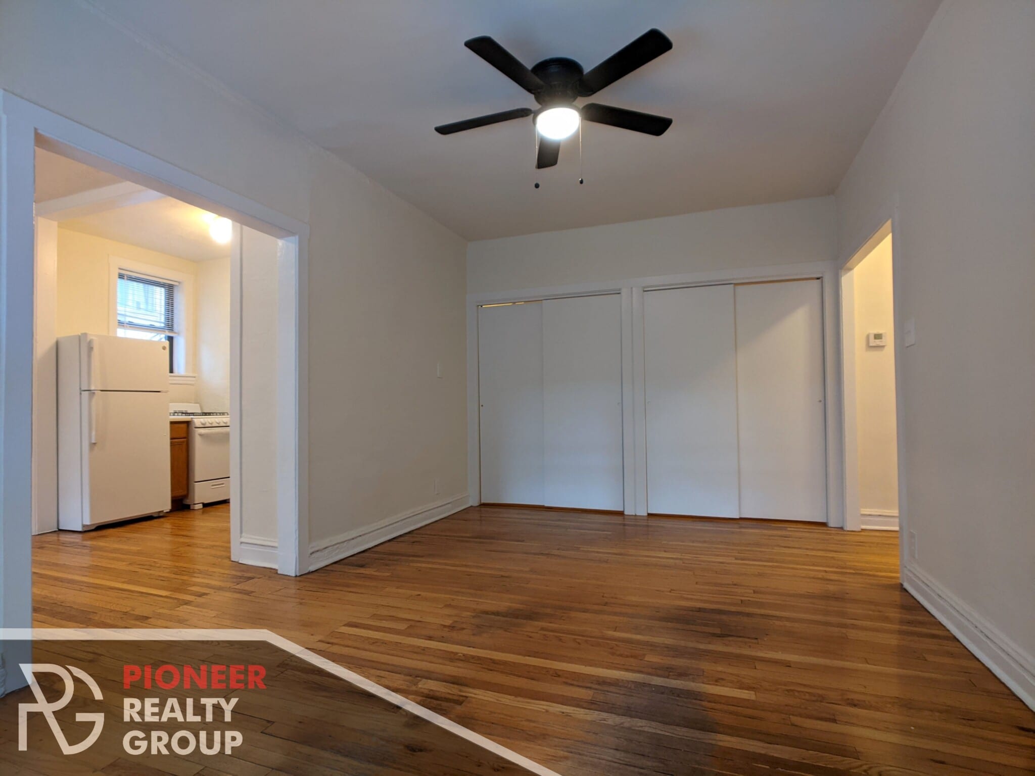 Building Photo - 630 W Cornelia Ave