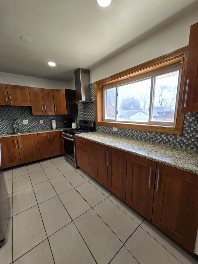 Building Photo - 3803 Towanda Rd