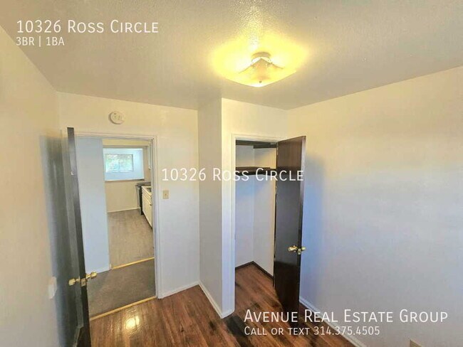 Building Photo - 10326 Ross Cir