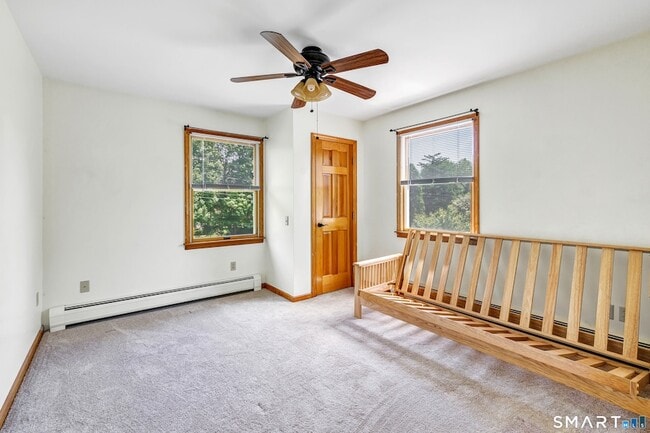 Building Photo - 5 Saxony Dr