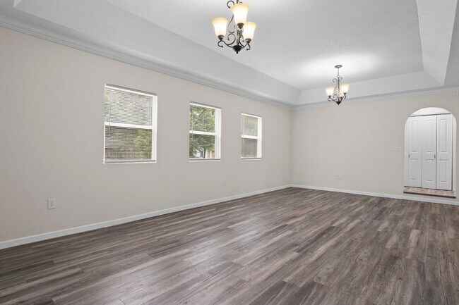 Building Photo - Beautiful home in Moss Point