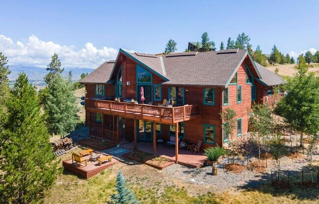 Building Photo - 33 Timberline Dr