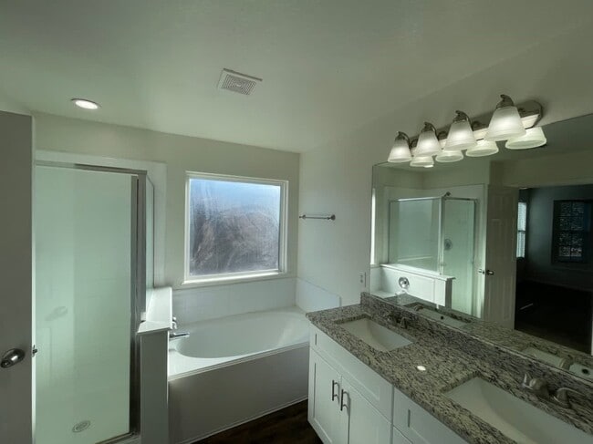 Building Photo - 19115 Badger Ct