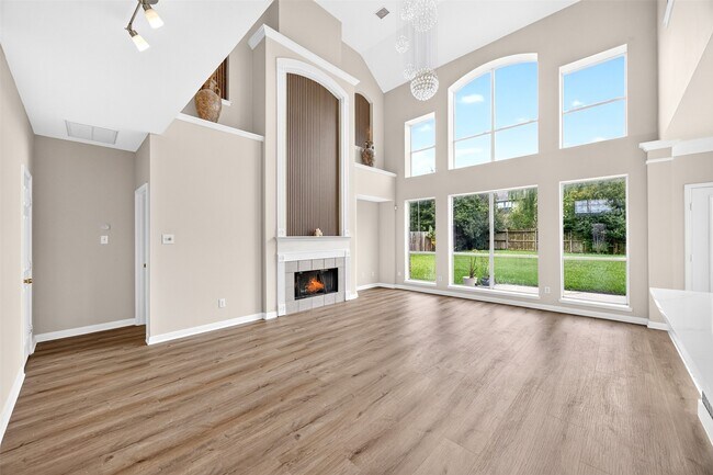 Building Photo - 1007 Brannon Park Ln