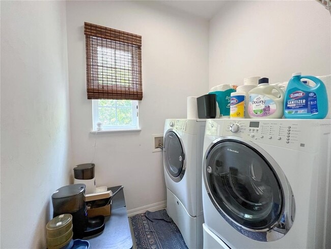 Building Photo - 14636 NW 27th Pl