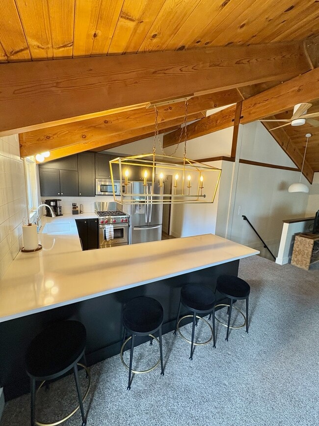 Building Photo - 140 Tahoma Ave