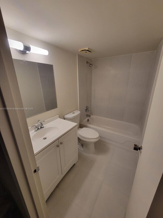 Building Photo - 1810 SW 81st Ave