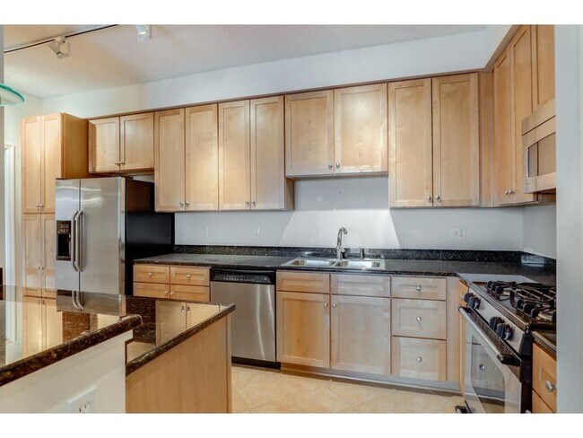 Building Photo - 500 E Grant St