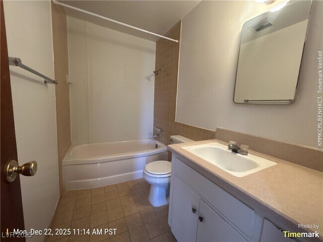 Building Photo - 5309 Longridge Ave