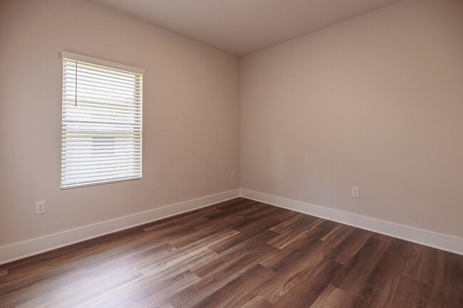 Building Photo - New Construction in Overland -3BR/2BA Aldridge floorplan!
