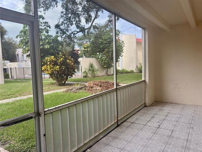 Building Photo - 618 NW 13th St