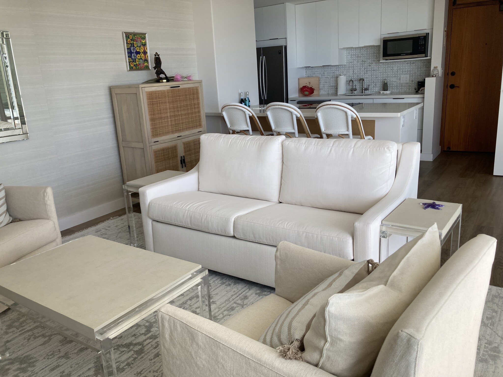 Sofa bed. - 2600 Pualani Way