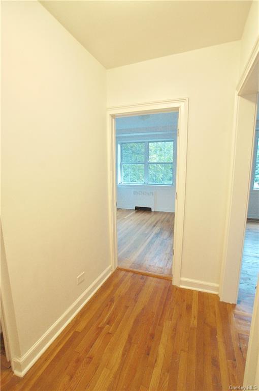 Building Photo - 633 Old Post Rd