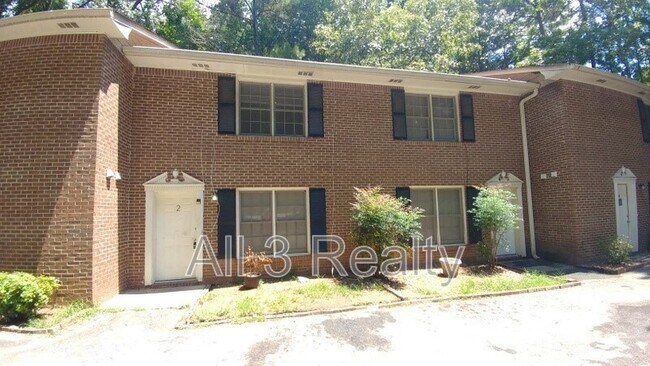 Building Photo - 310 S Jeff Davis Dr