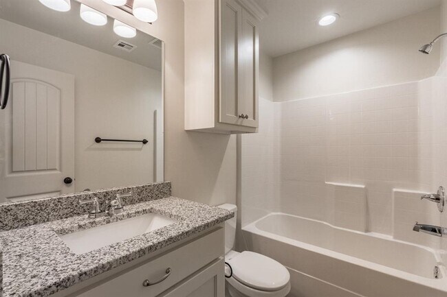 Building Photo - 437 Chalk Hill Ct