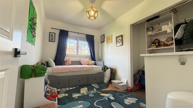 Building Photo - 60 Ryerson Rd