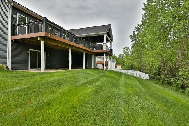 Building Photo - Gorgeous 3 Bedroom Home in Edwardsville