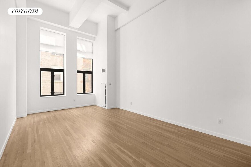 Building Photo - 135-145 W 70th St