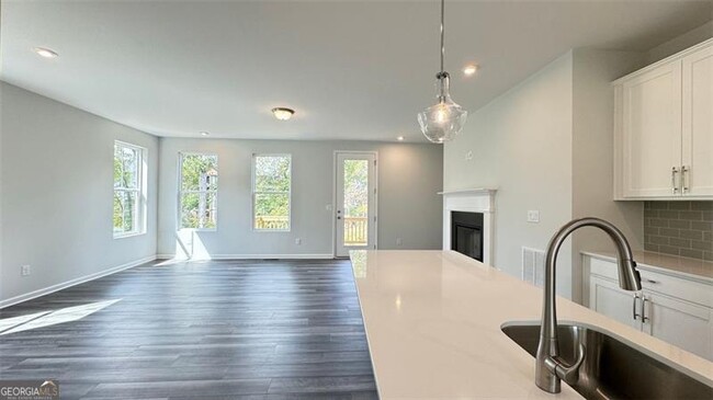 Building Photo - 1479 Creekside Cir NW