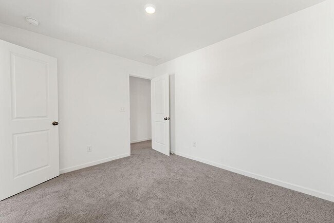 Building Photo - 103 Dewitt Dr